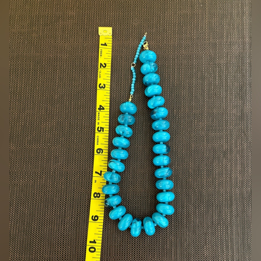 New Elegant Turquoise Blue Statement Beaded Resin Necklace - Picture 12 of 13